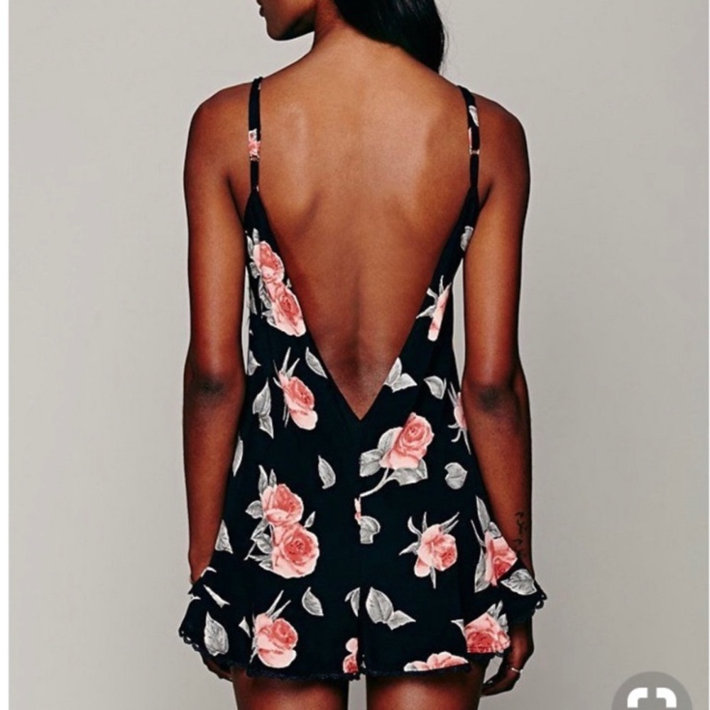 Stone Cold Fox Amour Romper - Picture 4 of 6